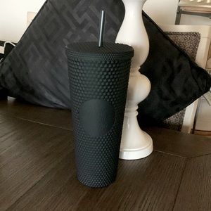 ✨ BRAND NWT✨Limited Edition Studded Starbucks Tumbler